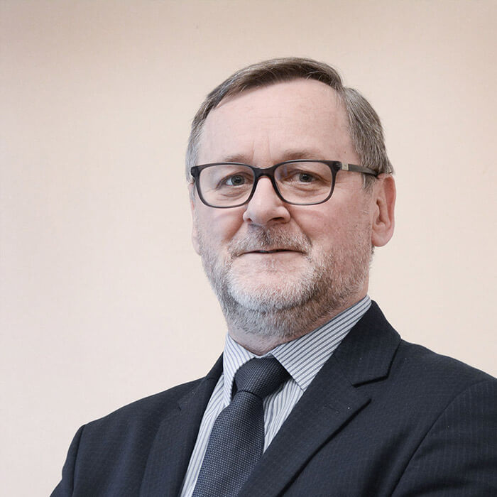 dr Krzysztof Ślusarek